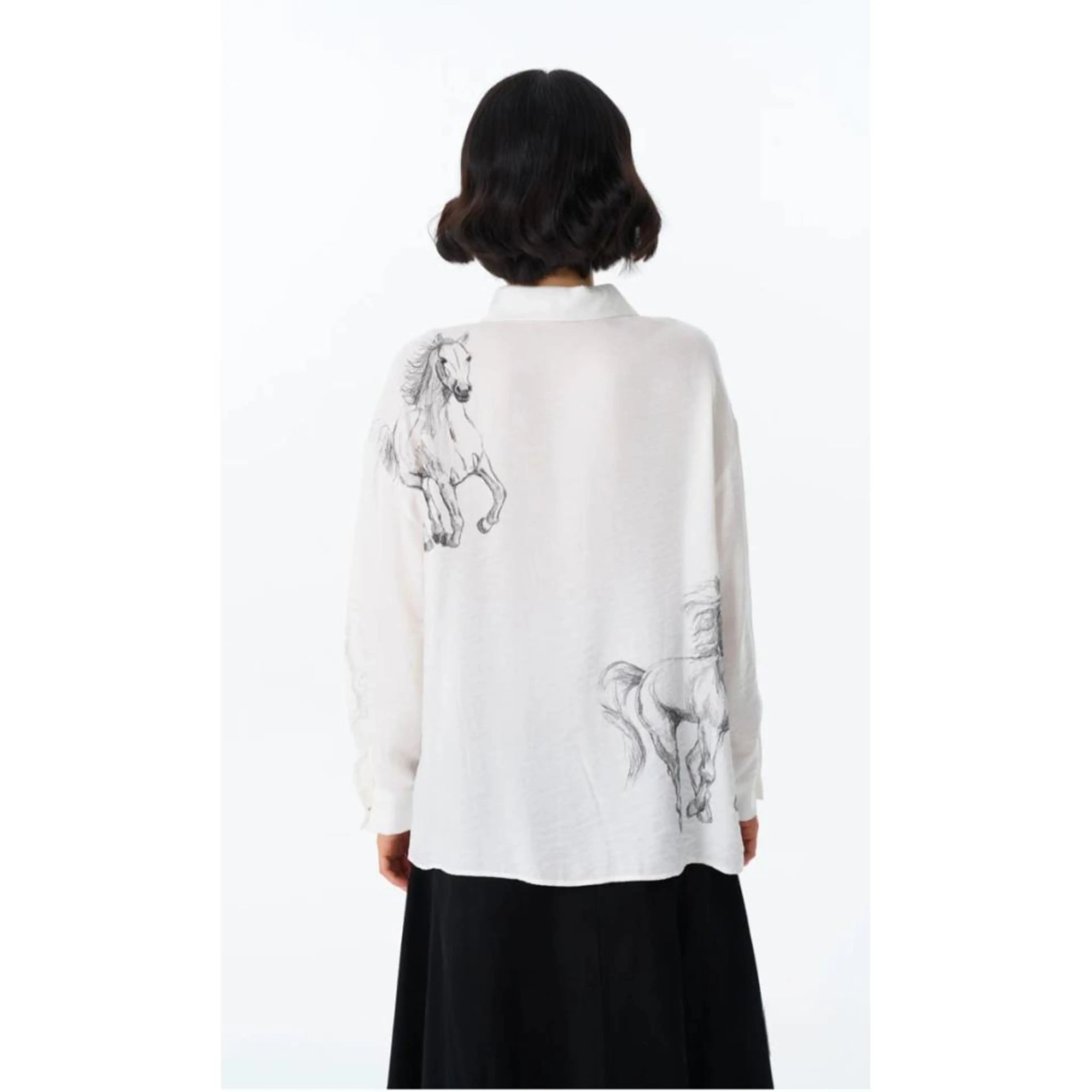 Women’s Shirt with Horses – White Print